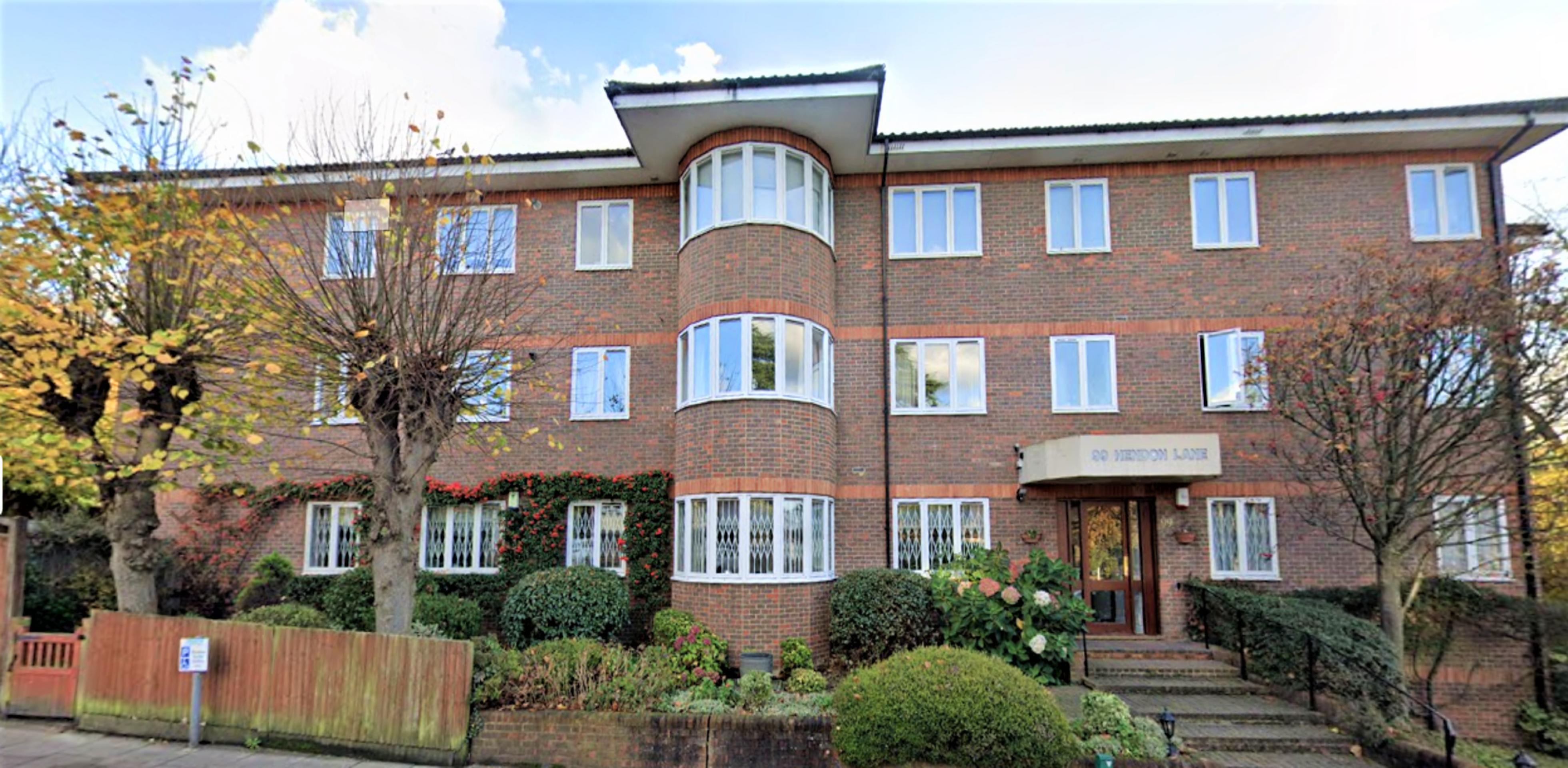			3 Bedroom, 2 bath, 1 reception Flat			 Hendon Lane, FINCHLEY N3 N3